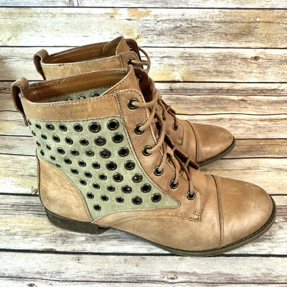 Gianni Bini Womens Tan Brown Leather Perforated Lace Up Ankle Boots 8.5M - Picture 2 of 9